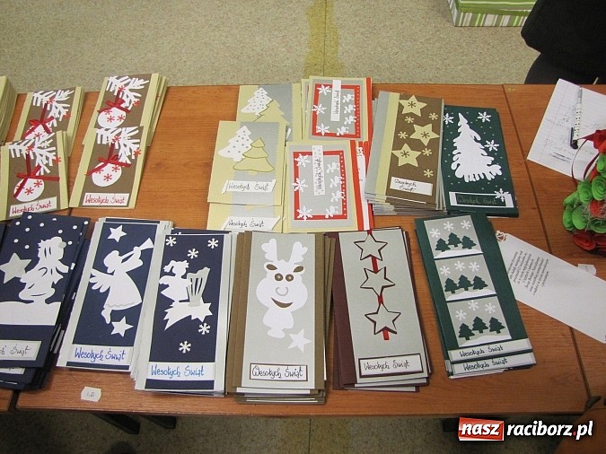 Zdjęcie w galerii na portalu naszraciborz.pl: Tradycyjny kiermasz bożonarodzeniowy w Borucinie wiadomości z regionu