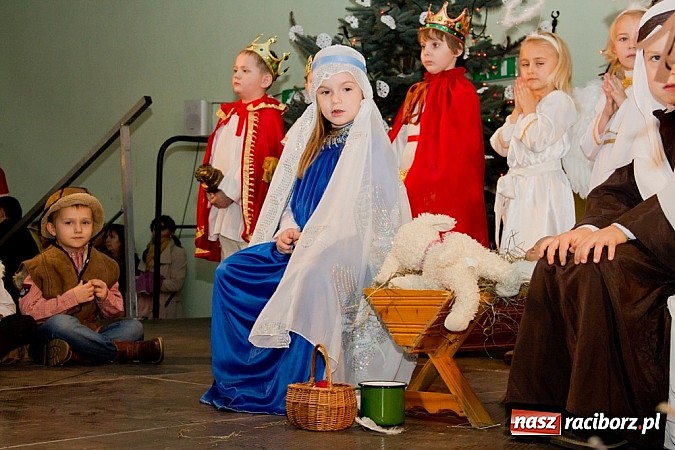 Zdjęcie w galerii na portalu naszraciborz.pl: W Pietrowicach Wielkich zapachniało świętami wiadomości z regionu