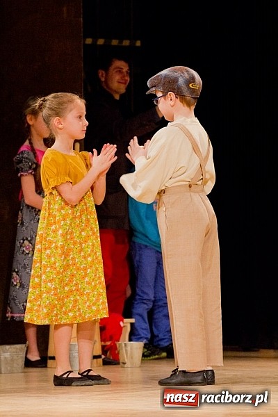 Zdjęcie w galerii na portalu naszraciborz.pl: Źródło tańczyło charytatywnie dla chorej Hani wiadomości z regionu