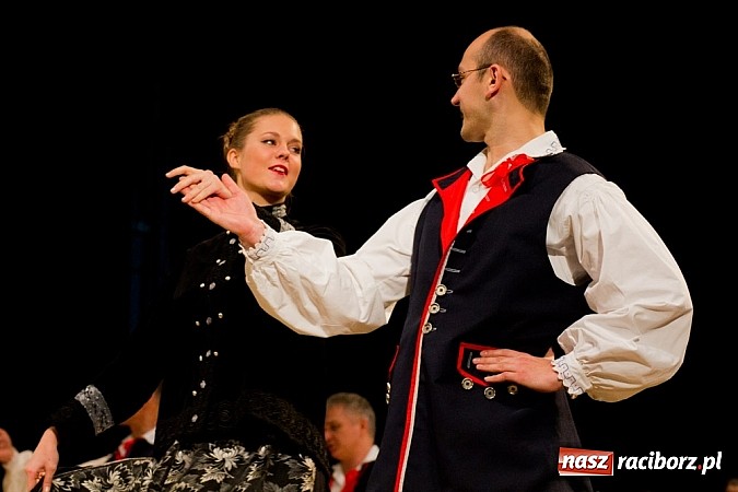 Zdjęcie w galerii na portalu naszraciborz.pl: Źródło tańczyło charytatywnie dla chorej Hani wiadomości z regionu