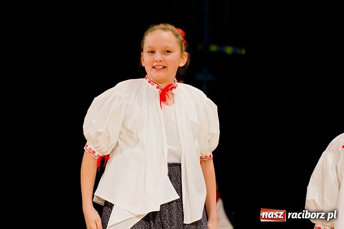 Zdjęcie w galerii na portalu naszraciborz.pl: Źródło tańczyło charytatywnie dla chorej Hani wiadomości z regionu