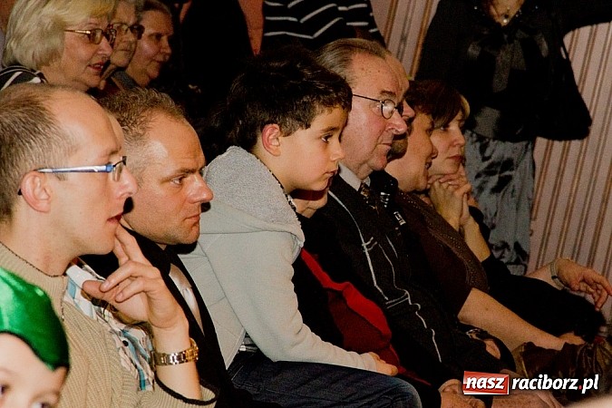 Zdjęcie w galerii na portalu naszraciborz.pl: Źródło tańczyło charytatywnie dla chorej Hani wiadomości z regionu