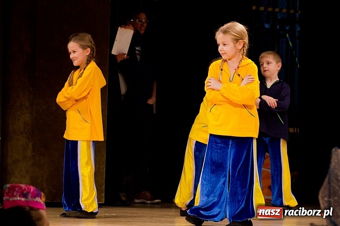 Zdjęcie w galerii na portalu naszraciborz.pl: Źródło tańczyło charytatywnie dla chorej Hani wiadomości z regionu