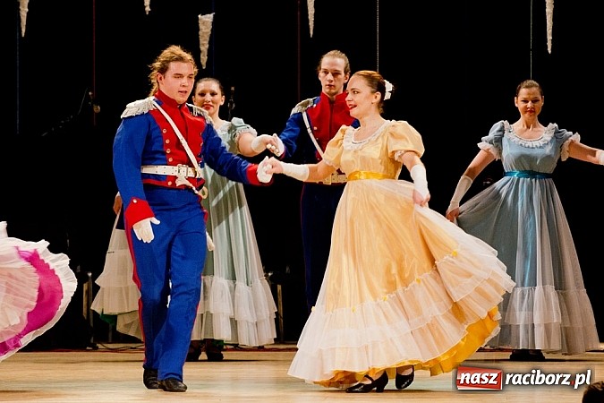 Zdjęcie w galerii na portalu naszraciborz.pl: Źródło tańczyło charytatywnie dla chorej Hani wiadomości z regionu