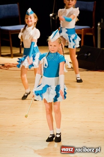 Zdjęcie w galerii na portalu naszraciborz.pl: Źródło tańczyło charytatywnie dla chorej Hani wiadomości z regionu