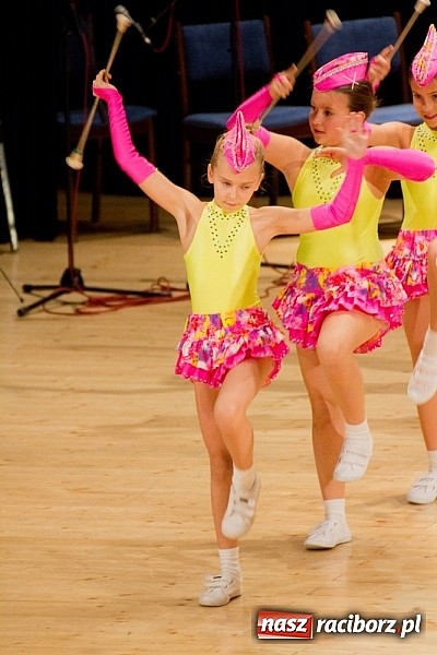 Zdjęcie w galerii na portalu naszraciborz.pl: Źródło tańczyło charytatywnie dla chorej Hani wiadomości z regionu