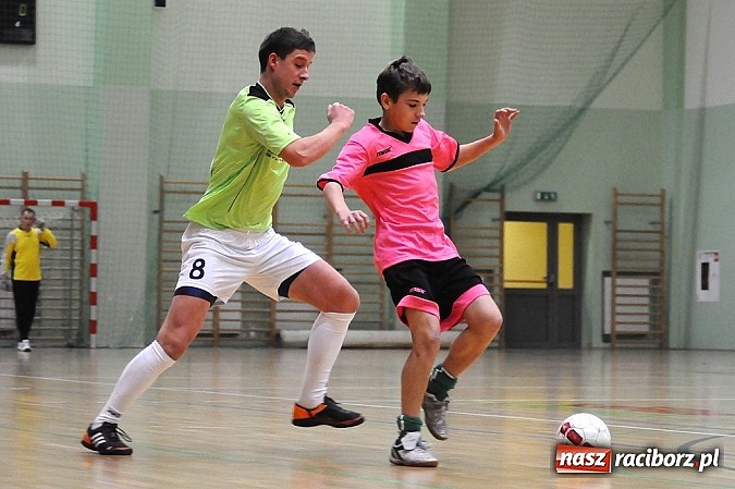 Zdjęcie w galerii na portalu naszraciborz.pl: Udana pogoń Żorskiej Team. Emocje w drugiej lidze wiadomości z regionu