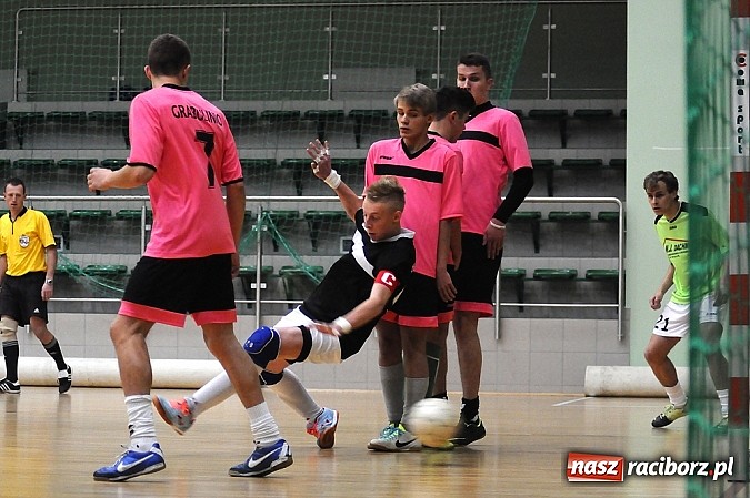 Zdjęcie w galerii na portalu naszraciborz.pl: Udana pogoń Żorskiej Team. Emocje w drugiej lidze wiadomości z regionu