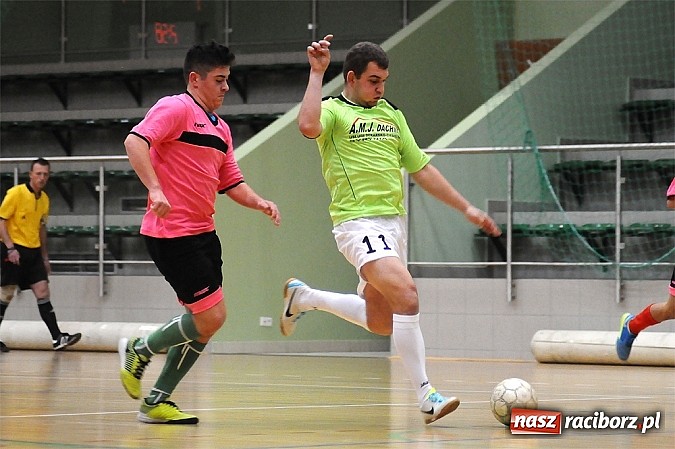 Zdjęcie w galerii na portalu naszraciborz.pl: Udana pogoń Żorskiej Team. Emocje w drugiej lidze wiadomości z regionu