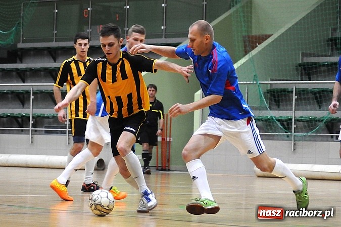 Zdjęcie w galerii na portalu naszraciborz.pl: Udana pogoń Żorskiej Team. Emocje w drugiej lidze wiadomości z regionu