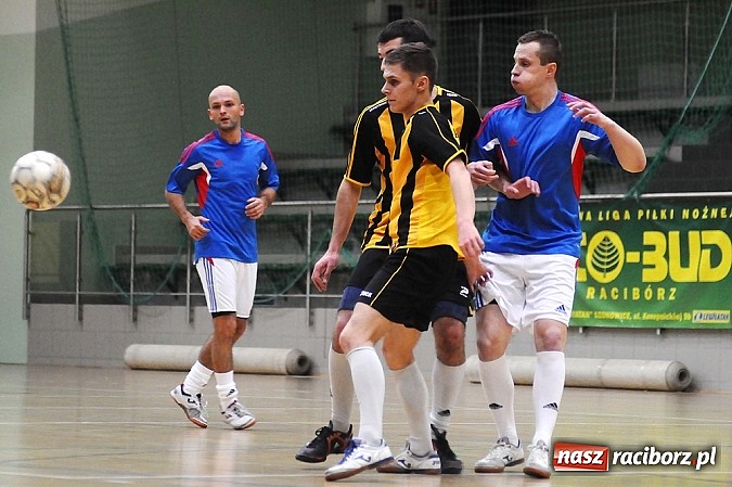 Zdjęcie w galerii na portalu naszraciborz.pl: Udana pogoń Żorskiej Team. Emocje w drugiej lidze wiadomości z regionu