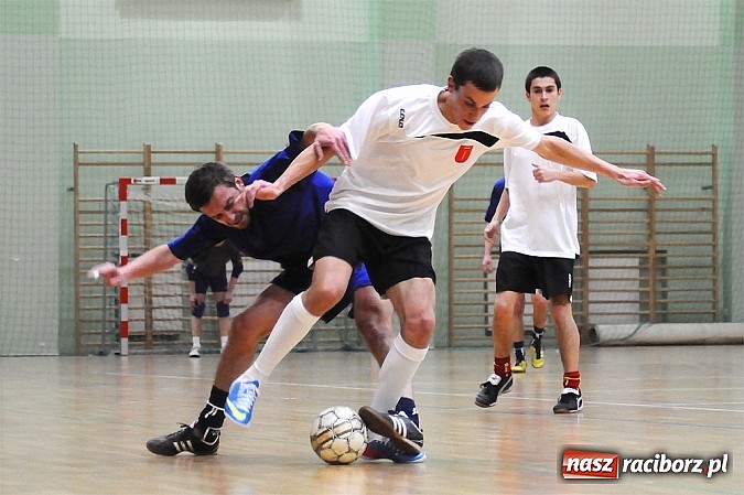 Zdjęcie w galerii na portalu naszraciborz.pl: Udana pogoń Żorskiej Team. Emocje w drugiej lidze wiadomości z regionu