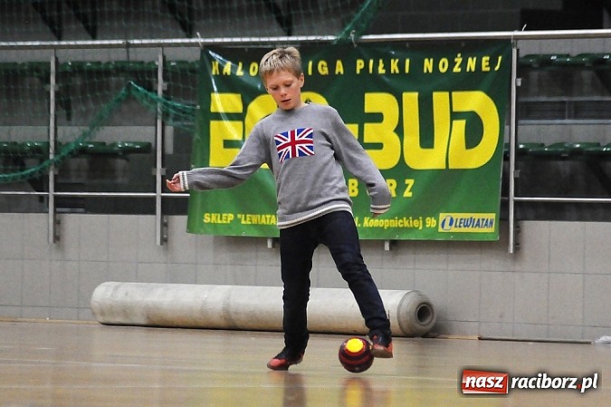 Zdjęcie w galerii na portalu naszraciborz.pl: Udana pogoń Żorskiej Team. Emocje w drugiej lidze wiadomości z regionu