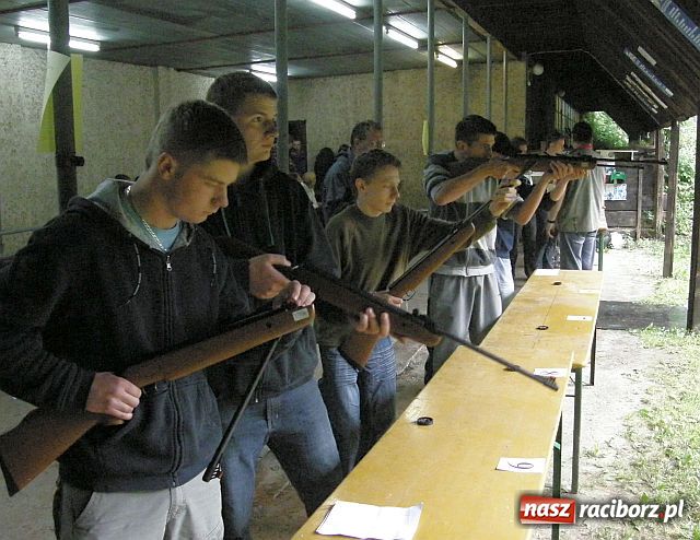 Zdjęcie w galerii na portalu naszraciborz.pl: Celne strzelanie o Puchar Starosty Raciborskiego wiadomości z regionu