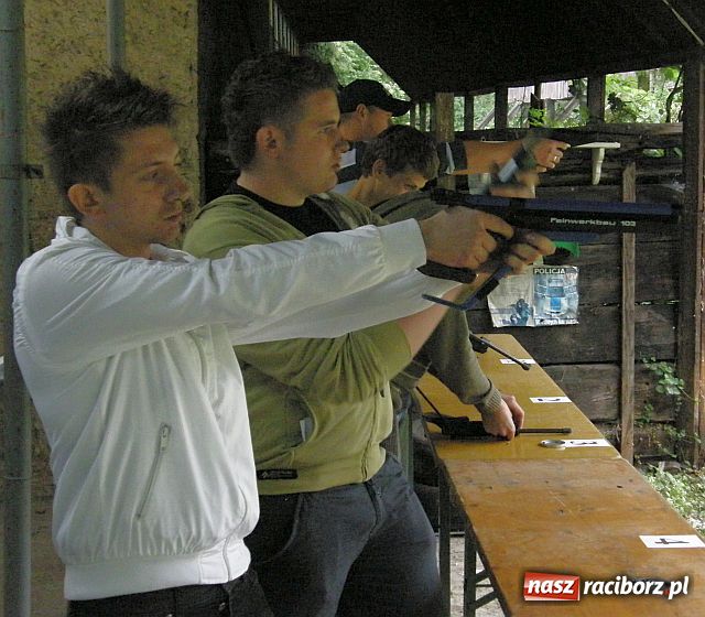 Zdjęcie w galerii na portalu naszraciborz.pl: Celne strzelanie o Puchar Starosty Raciborskiego wiadomości z regionu