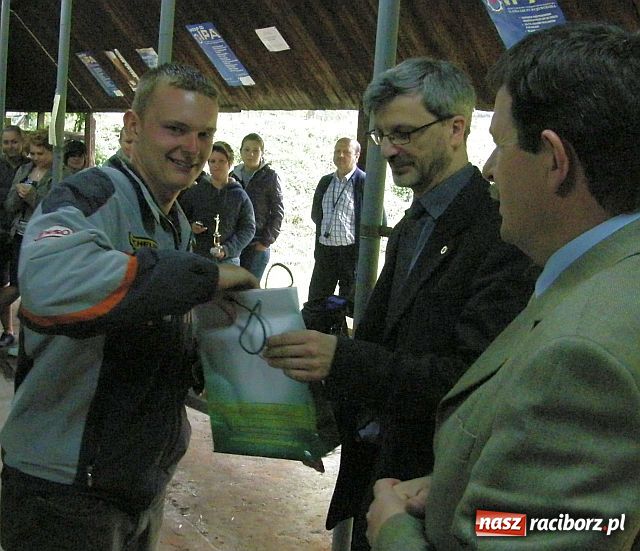 Zdjęcie w galerii na portalu naszraciborz.pl: Celne strzelanie o Puchar Starosty Raciborskiego wiadomości z regionu