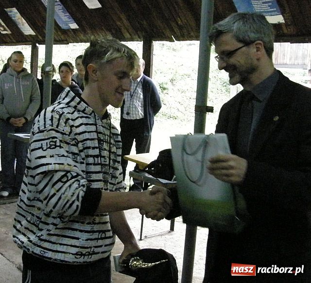 Zdjęcie w galerii na portalu naszraciborz.pl: Celne strzelanie o Puchar Starosty Raciborskiego wiadomości z regionu