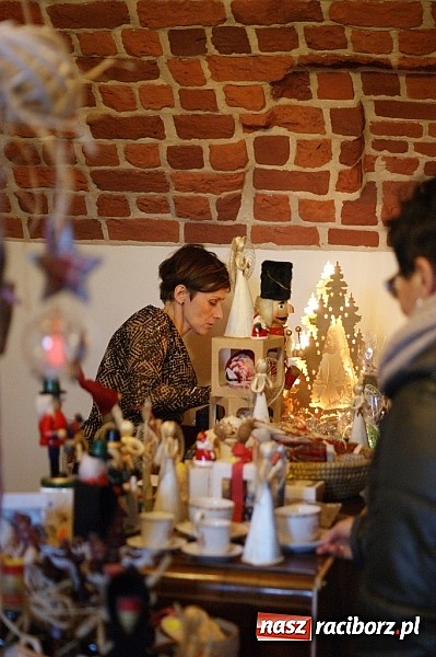 Zdjęcie w galerii na portalu naszraciborz.pl: Jarmark Adwentowy w Starym Opactwie wiadomości z regionu