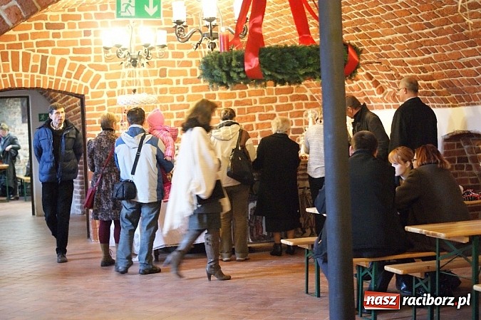 Zdjęcie w galerii na portalu naszraciborz.pl: Jarmark Adwentowy w Starym Opactwie wiadomości z regionu