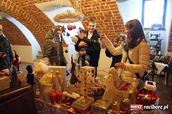 Zdjęcie w galerii na portalu naszraciborz.pl: Jarmark Adwentowy w Starym Opactwie wiadomości z regionu