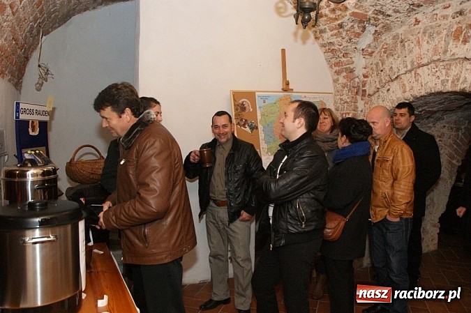 Zdjęcie w galerii na portalu naszraciborz.pl: Jarmark Adwentowy w Starym Opactwie wiadomości z regionu