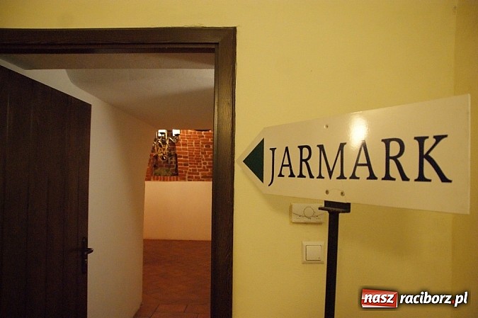 Zdjęcie w galerii na portalu naszraciborz.pl: Jarmark Adwentowy w Starym Opactwie wiadomości z regionu