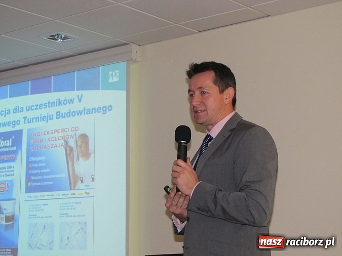 Zdjęcie w galerii na portalu naszraciborz.pl: Na zamku rozpoczął się turniej budowlany wiadomości z regionu