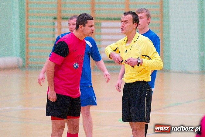 Zdjęcie w galerii na portalu naszraciborz.pl: Nerwówka w I lidze. Pokrycia Dachowe i Limfo-Med z kompletem punktów wiadomości z regionu