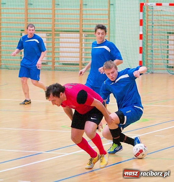 Zdjęcie w galerii na portalu naszraciborz.pl: Nerwówka w I lidze. Pokrycia Dachowe i Limfo-Med z kompletem punktów wiadomości z regionu