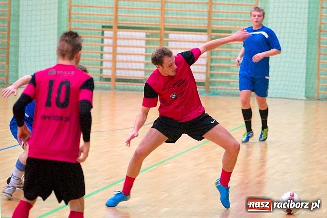 Zdjęcie w galerii na portalu naszraciborz.pl: Nerwówka w I lidze. Pokrycia Dachowe i Limfo-Med z kompletem punktów wiadomości z regionu