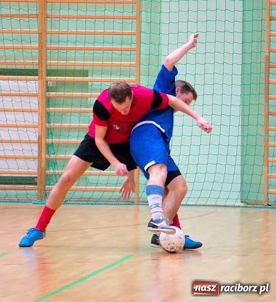 Zdjęcie w galerii na portalu naszraciborz.pl: Nerwówka w I lidze. Pokrycia Dachowe i Limfo-Med z kompletem punktów wiadomości z regionu