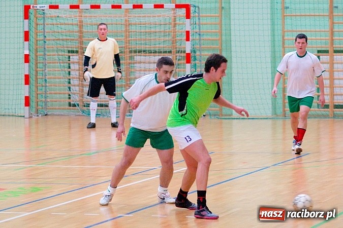 Zdjęcie w galerii na portalu naszraciborz.pl: Nerwówka w I lidze. Pokrycia Dachowe i Limfo-Med z kompletem punktów wiadomości z regionu