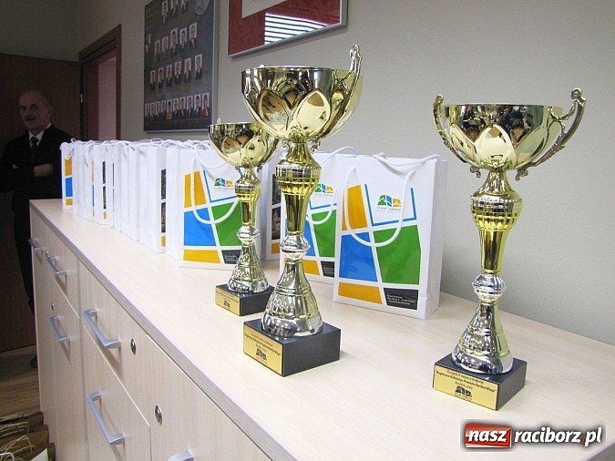 Zdjęcie w galerii na portalu naszraciborz.pl: 42 gimnazjalist&oacute;w w finale konkursu o bezpieczeństwie w rolnictwie wiadomości z regionu