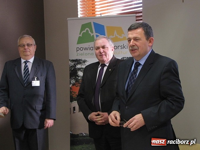 Zdjęcie w galerii na portalu naszraciborz.pl: 42 gimnazjalist&oacute;w w finale konkursu o bezpieczeństwie w rolnictwie wiadomości z regionu