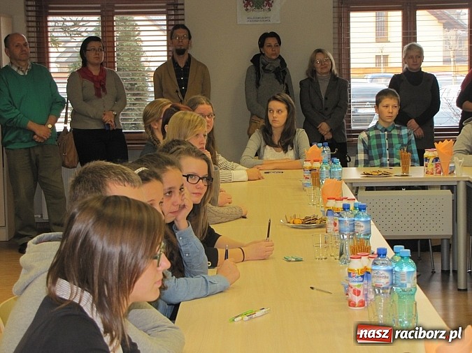 Zdjęcie w galerii na portalu naszraciborz.pl: 42 gimnazjalist&oacute;w w finale konkursu o bezpieczeństwie w rolnictwie wiadomości z regionu