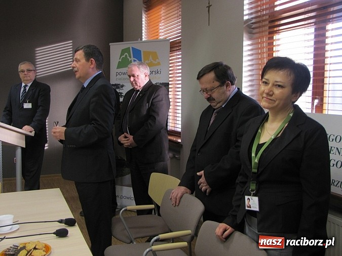 Zdjęcie w galerii na portalu naszraciborz.pl: 42 gimnazjalist&oacute;w w finale konkursu o bezpieczeństwie w rolnictwie wiadomości z regionu