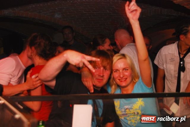 Zdjęcie w galerii na portalu naszraciborz.pl: Lustrator towarzyski wiadomości z regionu