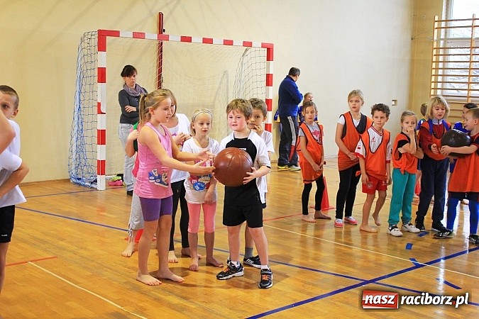 Zdjęcie w galerii na portalu naszraciborz.pl: Gminny Turniej Gier i Zabaw w Zabełkowie wiadomości z regionu