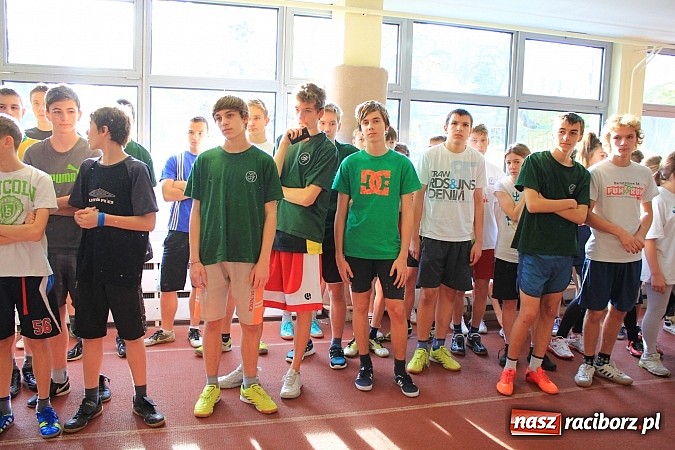 Zdjęcie w galerii na portalu naszraciborz.pl: Młodzi lekkoatleci rywalizowali w ZSOMS wiadomości z regionu