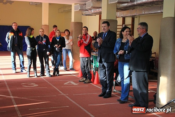 Zdjęcie w galerii na portalu naszraciborz.pl: Młodzi lekkoatleci rywalizowali w ZSOMS wiadomości z regionu