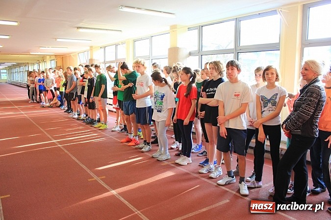 Zdjęcie w galerii na portalu naszraciborz.pl: Młodzi lekkoatleci rywalizowali w ZSOMS wiadomości z regionu