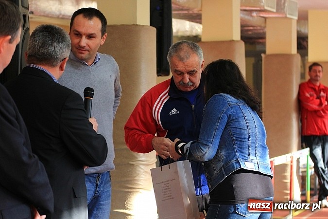 Zdjęcie w galerii na portalu naszraciborz.pl: Młodzi lekkoatleci rywalizowali w ZSOMS wiadomości z regionu