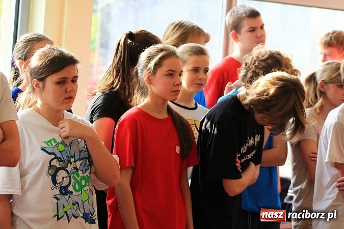 Zdjęcie w galerii na portalu naszraciborz.pl: Młodzi lekkoatleci rywalizowali w ZSOMS wiadomości z regionu