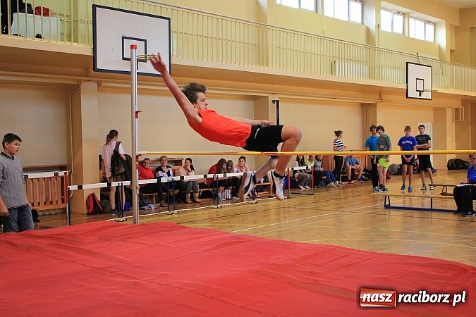 Zdjęcie w galerii na portalu naszraciborz.pl: Młodzi lekkoatleci rywalizowali w ZSOMS wiadomości z regionu