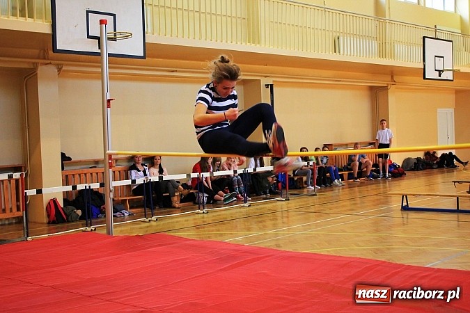 Zdjęcie w galerii na portalu naszraciborz.pl: Młodzi lekkoatleci rywalizowali w ZSOMS wiadomości z regionu