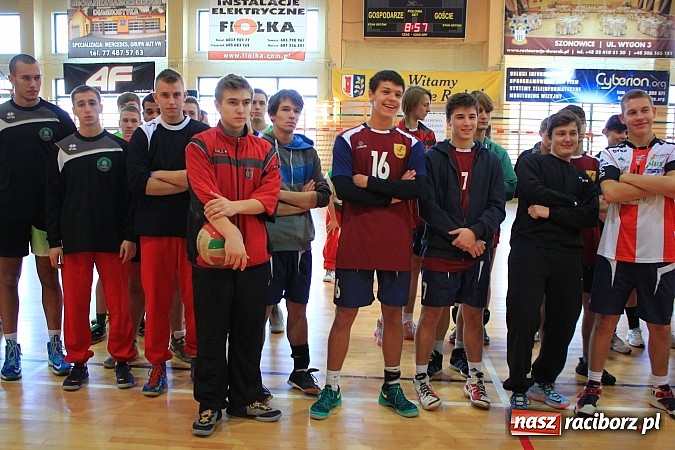 Zdjęcie w galerii na portalu naszraciborz.pl: Mikołajkowy Turniej Piłki Siatkowej w Rudniku wiadomości z regionu