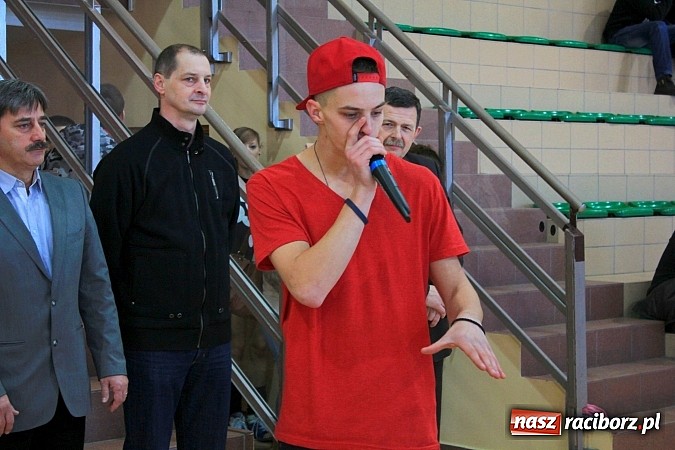 Zdjęcie w galerii na portalu naszraciborz.pl: Mikołajkowy Turniej Piłki Siatkowej w Rudniku wiadomości z regionu