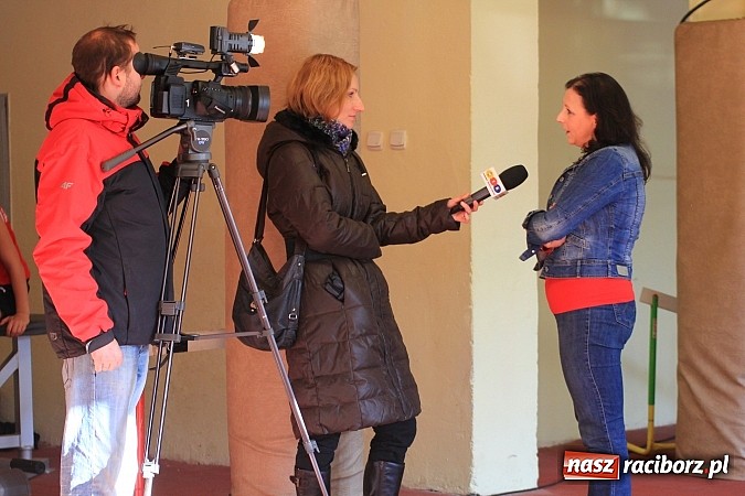 Zdjęcie w galerii na portalu naszraciborz.pl: Lekkoatletyczne zmagania uczni&oacute;w w ZSOMS wiadomości z regionu