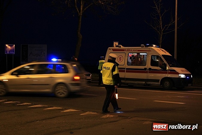 Zdjęcie w galerii na portalu naszraciborz.pl: Zderzenie audi i mazdy na Rybnickiej wiadomości z regionu
