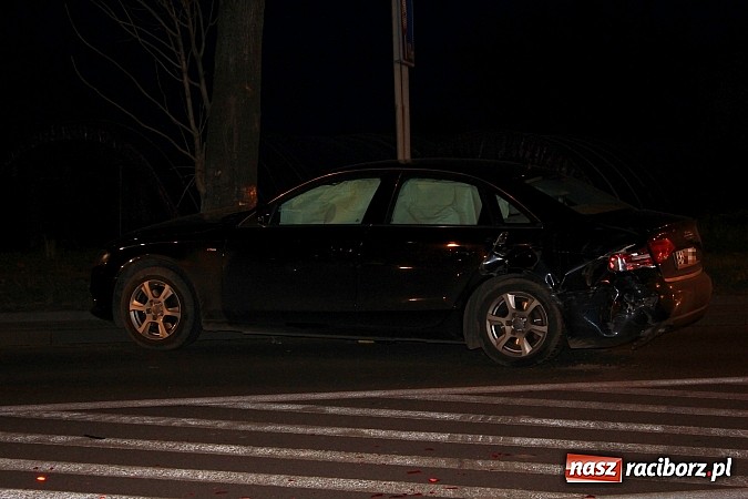 Zdjęcie w galerii na portalu naszraciborz.pl: Zderzenie audi i mazdy na Rybnickiej wiadomości z regionu